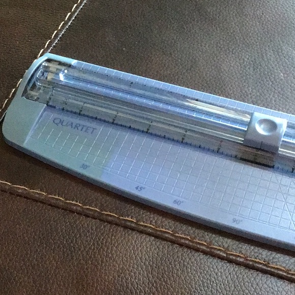 Quartet Paper Cutter for Trimming, Crafts, Scrapbooking ✈️ - Picture 3 of 3